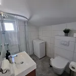Apartament Miric
