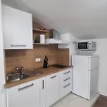 Miric Apartament *
