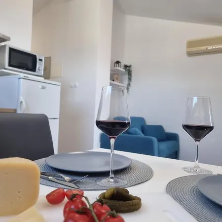 Apartament Miric