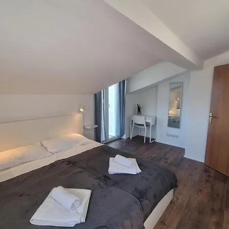 Miric Apartment *